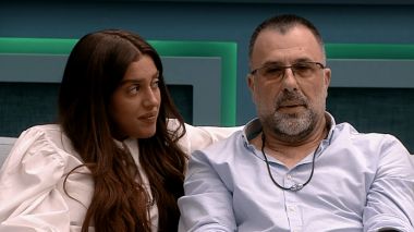 לינור לקארין " איזה חתיך הייתי שוברת לו את עצמות "