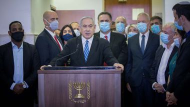 ראש הממשלה מבקש לתקן את הכתב האישום נגדו בטענה שיחסו לו מעשים שביצעו על ידי שרה ויאיר
